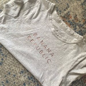 Banana Republic M size T-shirt